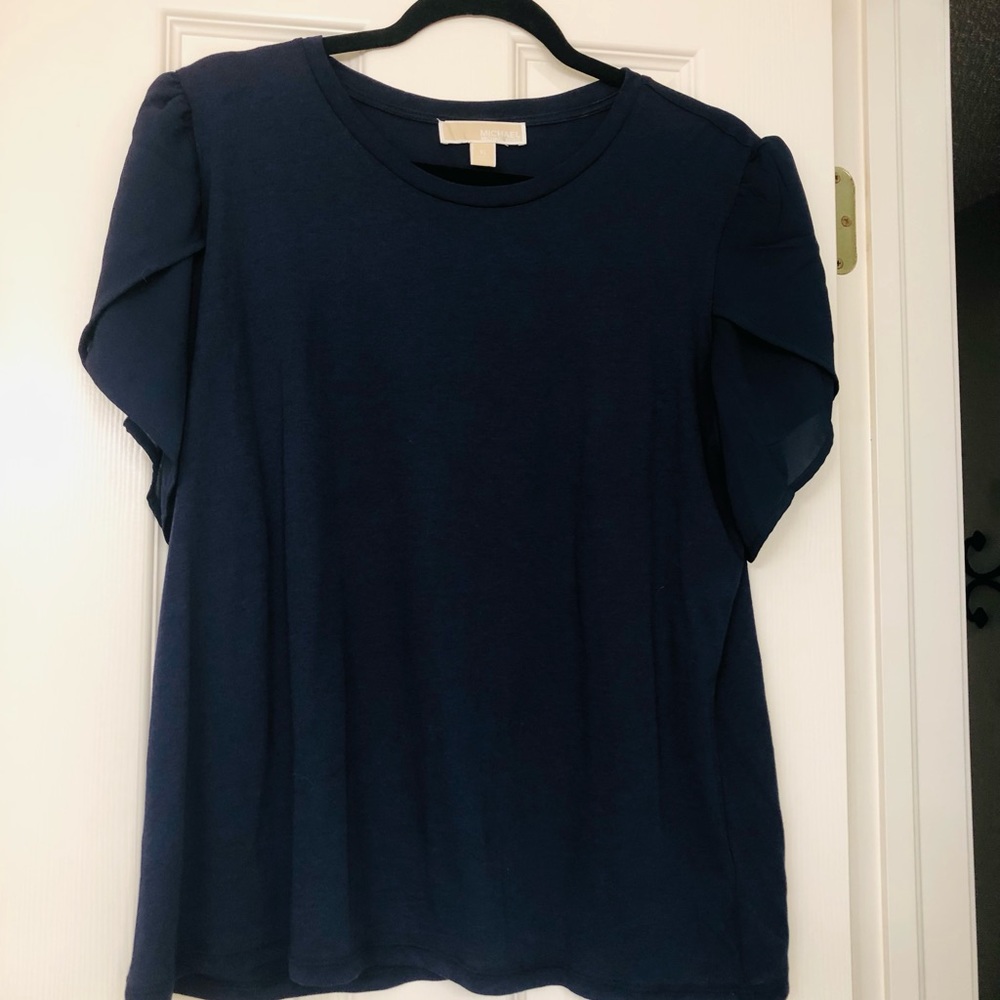 Michael Kors puffy sleeve top. XL